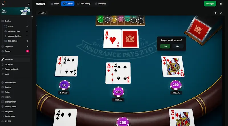 Realice la apuesta en black jack y juegue la mano Realice la apuesta en black jack y juegue la mano